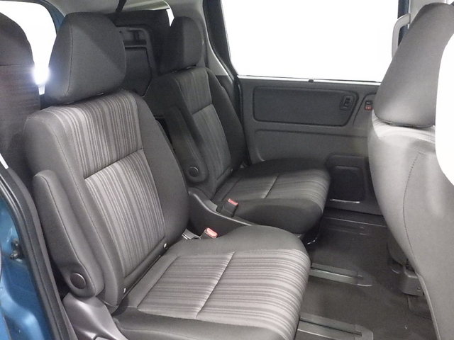 HONDA FREED SEAT LIFT UP SEAT CAR 2016